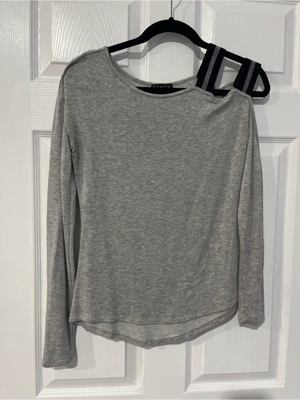 VENUS Gray Long Sleeve Boatneck Tee